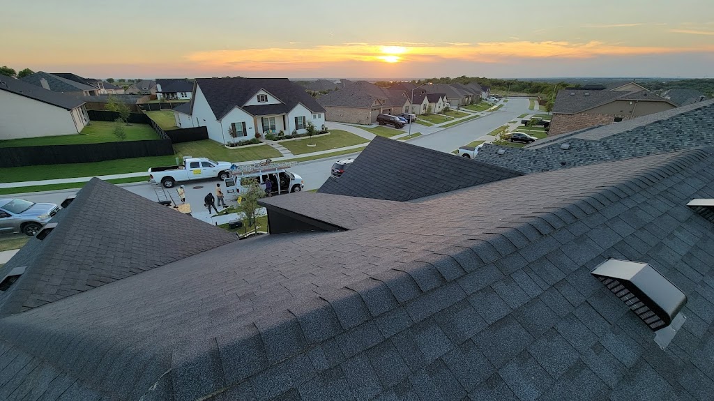 RS Roofing | 1145 Southeast Pkwy, Azle, TX 76020, USA | Phone: (817) 862-9064
