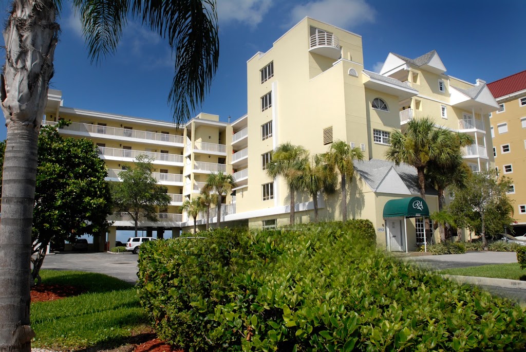 Suncoast Vacation Condos | 16900 Gulf Blvd, North Redington Beach, FL 33708, USA | Phone: (727) 360-2750