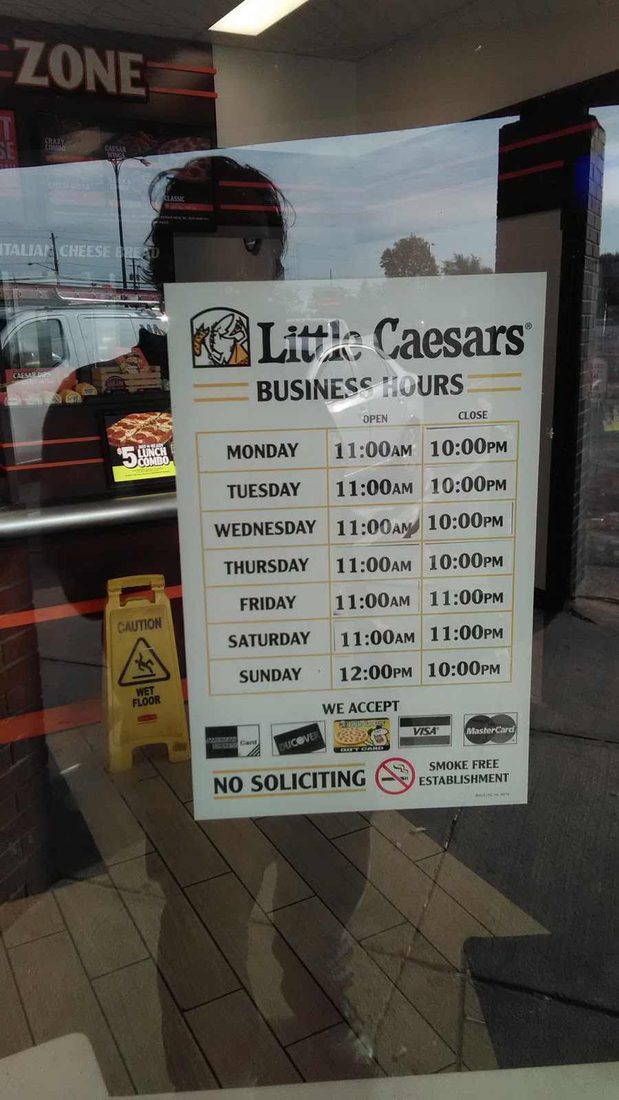 Little Caesars Pizza | 4112 E Lake Rd, Sheffield Lake, OH 44054, USA | Phone: (440) 949-7499