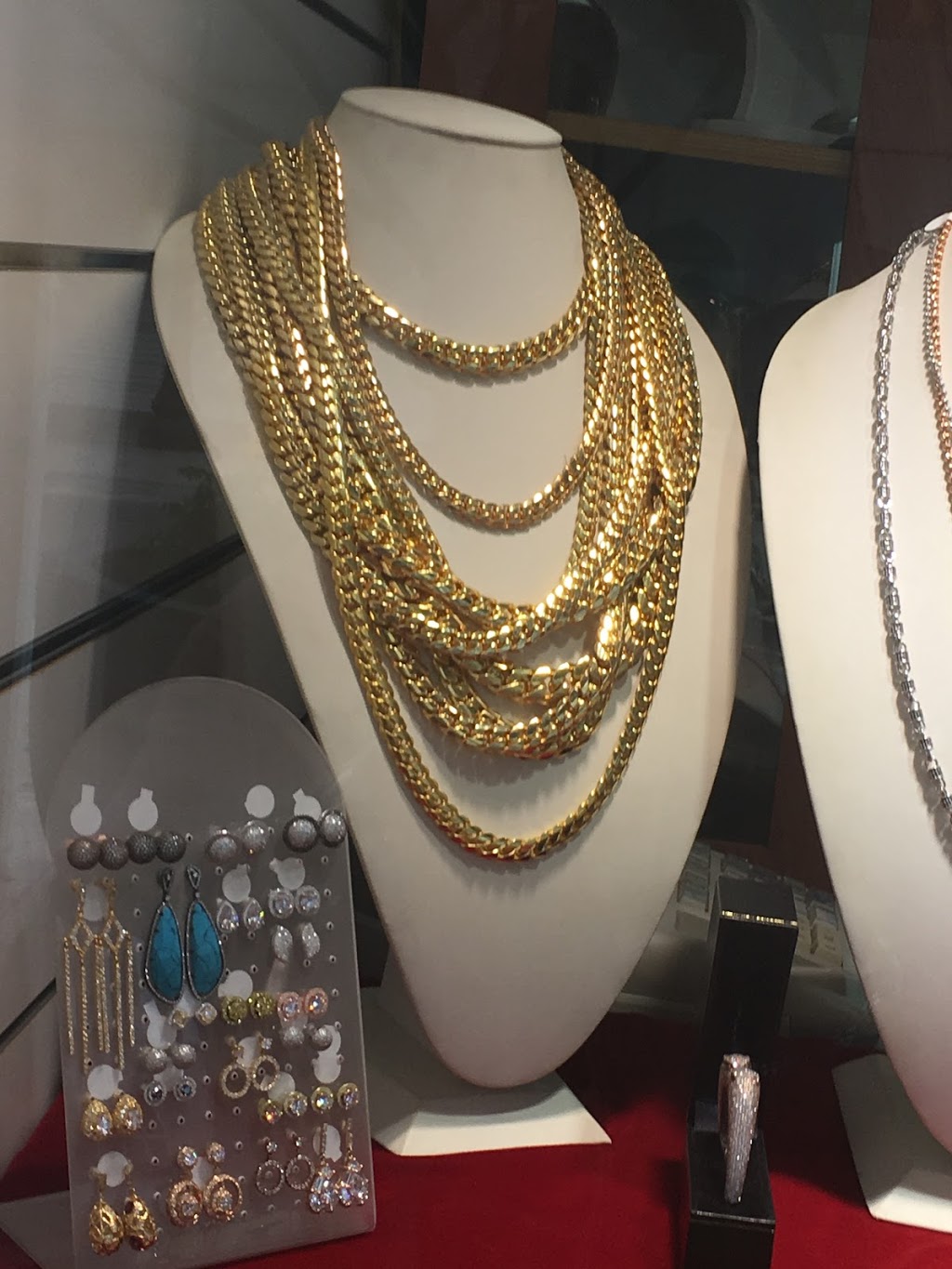 Italian Jewelry Co | 518 PA-18, Monaca, PA 15061, USA | Phone: (724) 775-1929