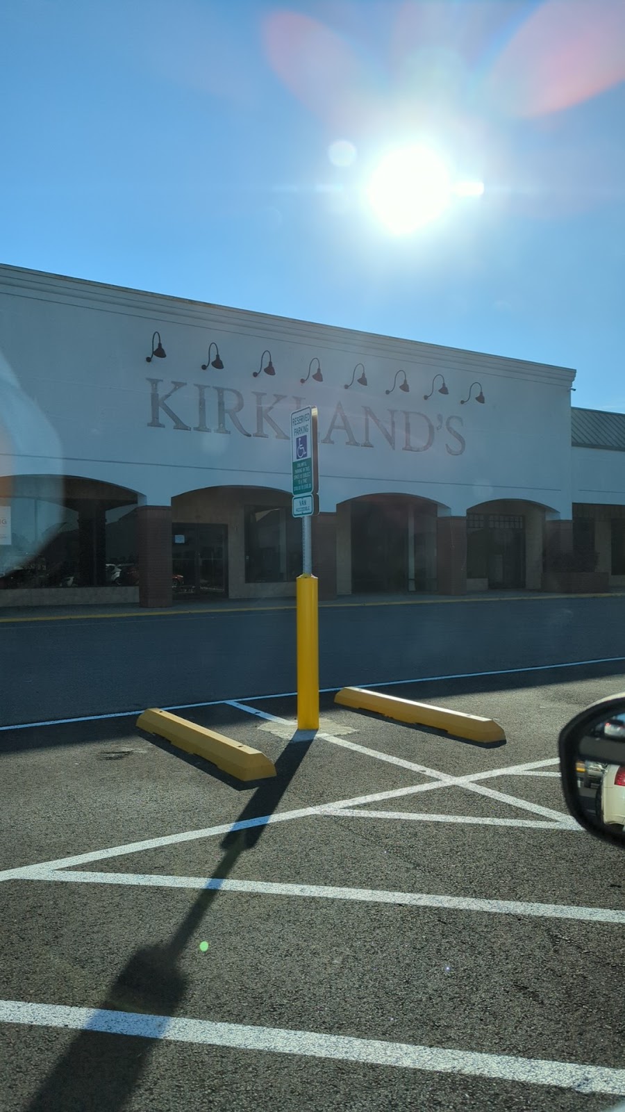 Kirklands Home | 1725 Laskin Rd, Virginia Beach, VA 23454, USA | Phone: (757) 425-2051