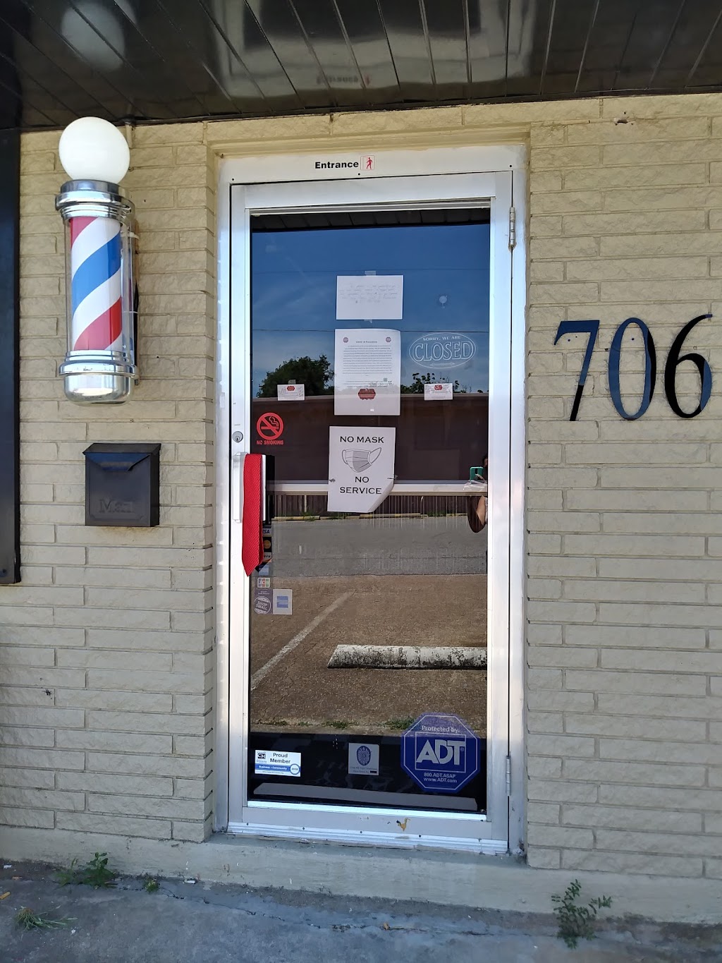 Wise Guys Old School Barber Shop | 706 Cedar St, Cedar Hill, TX 75104 | Phone: (469) 226-7674