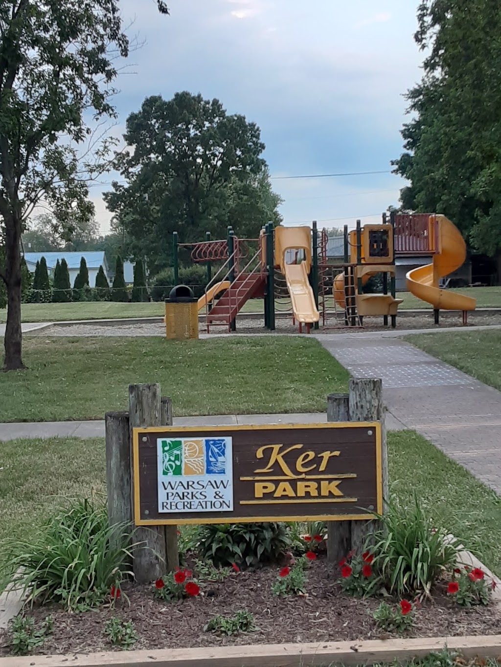 Ker Park | 1220 E Market St, Warsaw, IN 46580, USA | Phone: (574) 372-9554
