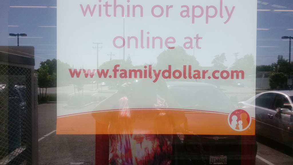 Family Dollar | 742 Academy Ave, Sanger, CA 93657, USA | Phone: (559) 546-6001