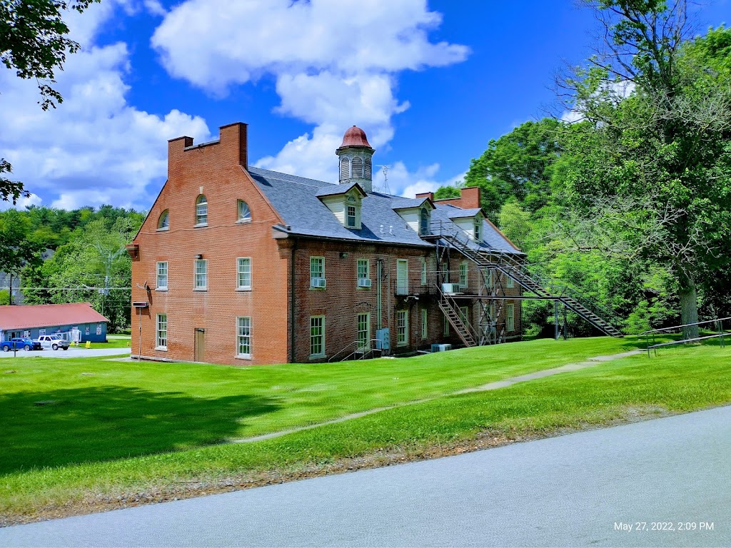 Ellsworth Commons | 1003 Almond Rd, Ellsworth, PA 15331, USA | Phone: (724) 239-4771