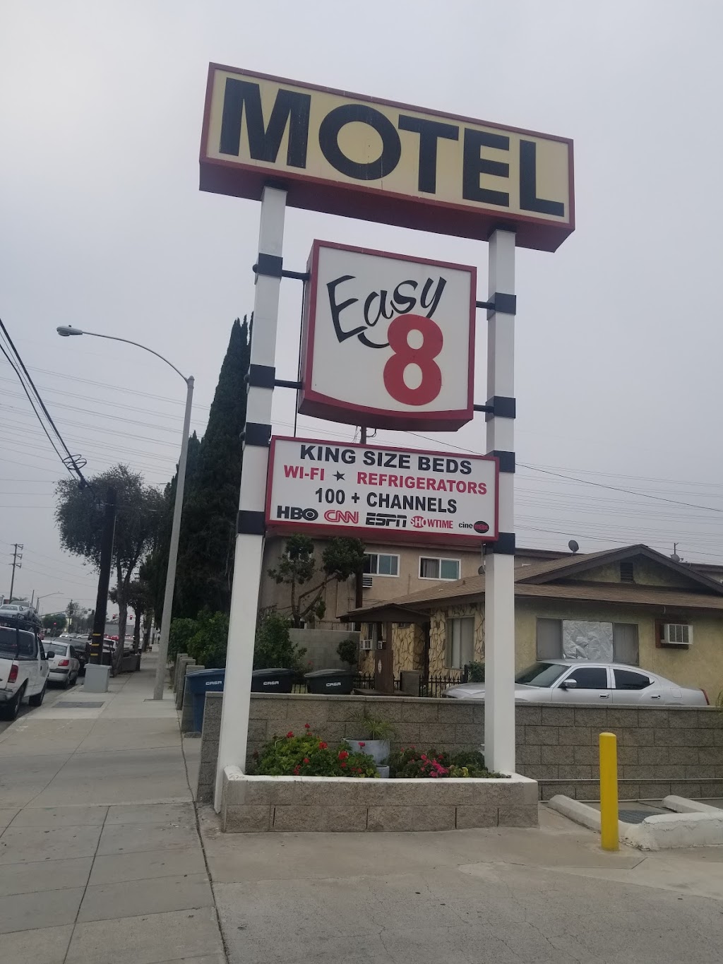 Easy 8 Motel | 8762 Artesia Blvd, Bellflower, CA 90706, USA | Phone: (562) 633-5903