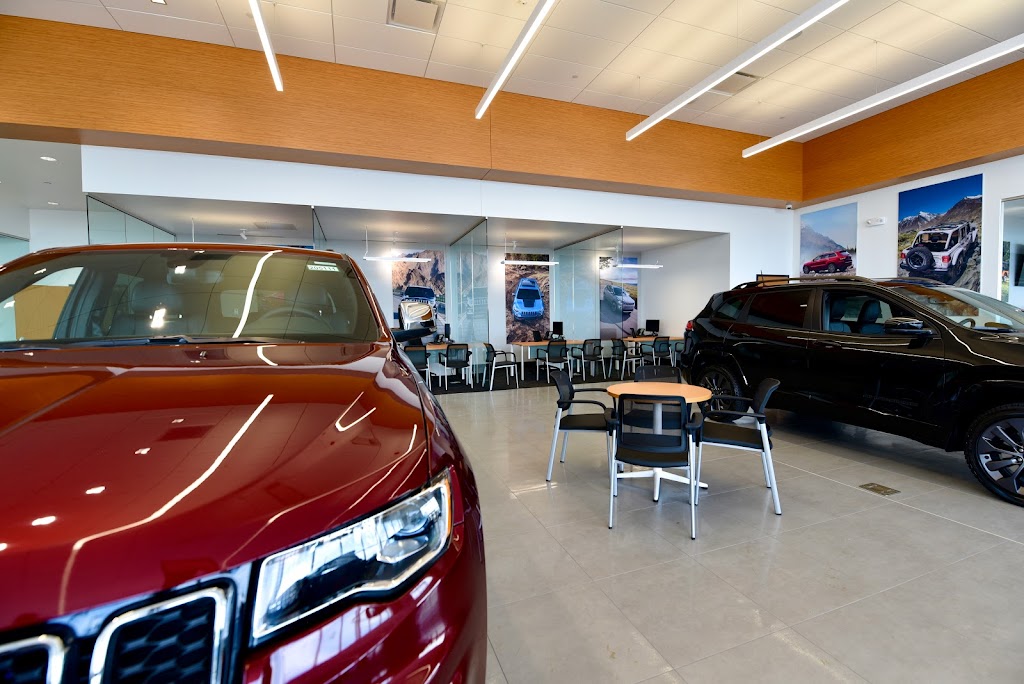 DuPage Jeep | 435 E North Ave., Glendale Heights, IL 60139, USA | Phone: (630) 446-1400