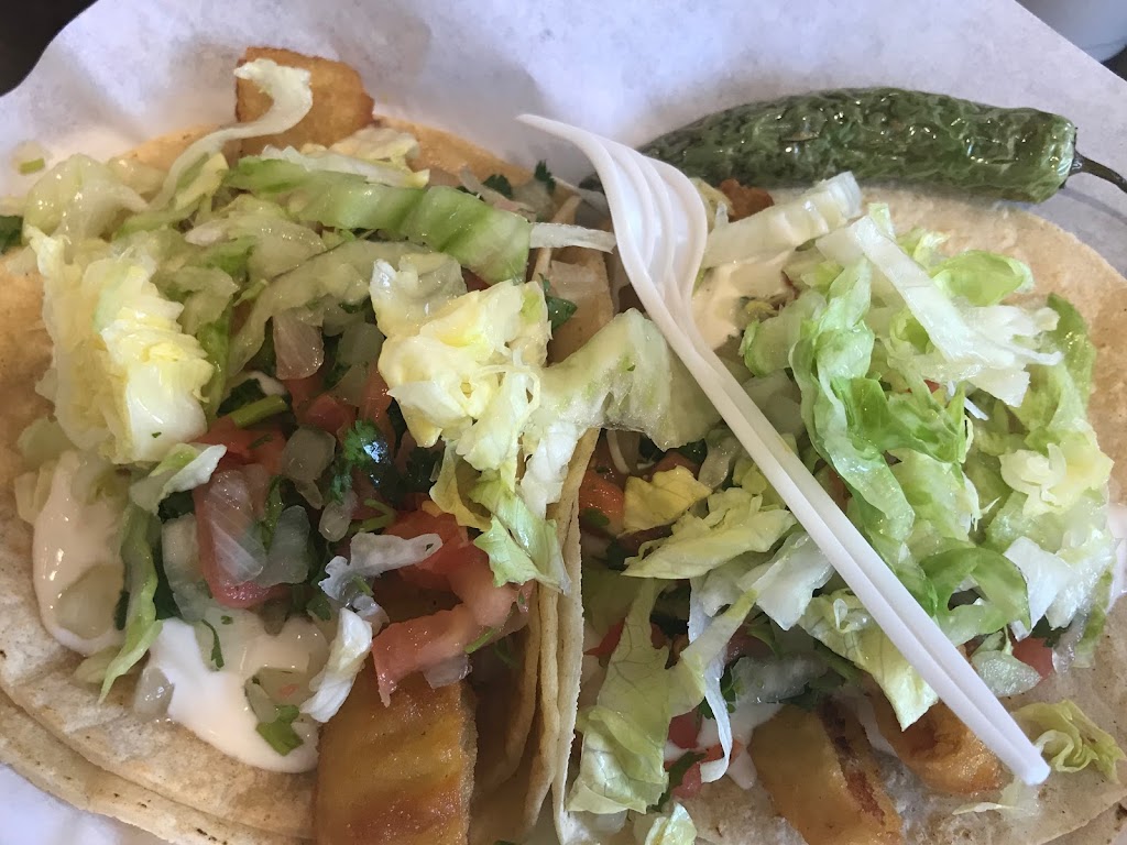 Betos Taqueria | 480 El Camino Ave, Sacramento, CA 95815, USA | Phone: (916) 922-2581