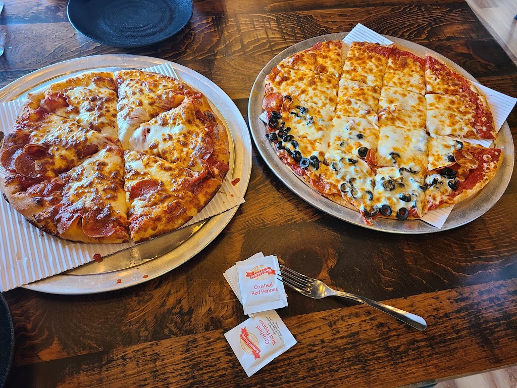 Pizza T | 6511 Ware Rd, Lino Lakes, MN 55014, USA | Phone: (651) 797-3807