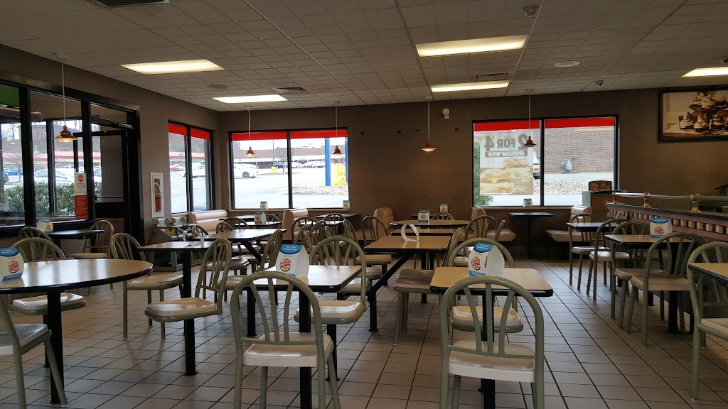 Burger King | 5940 University Blvd, Coraopolis, PA 15108, USA | Phone: (412) 264-5190