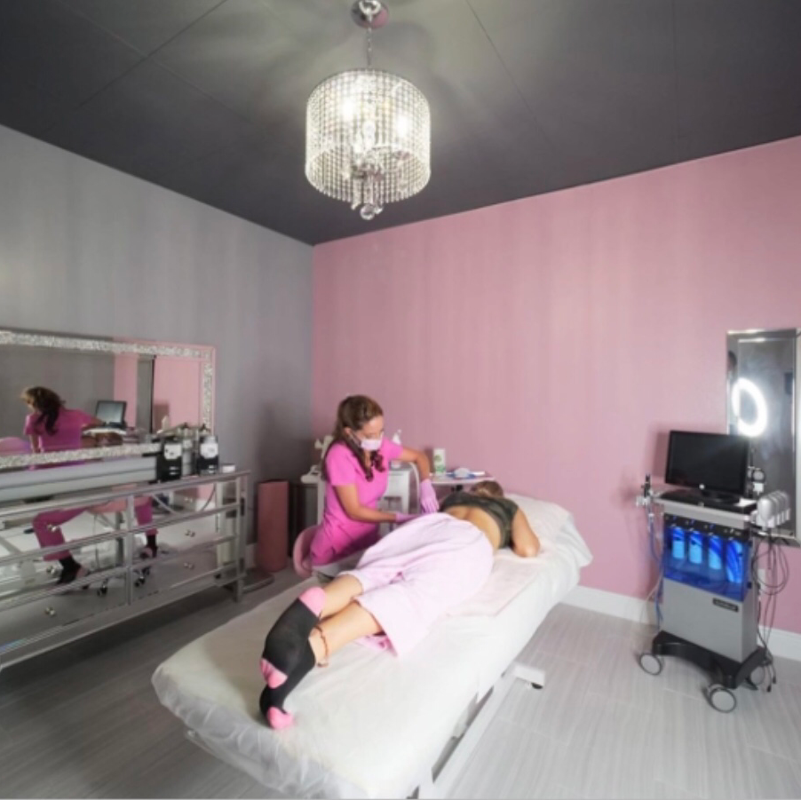 GLO Skin & Body Studio - Cryoskin | 14606A N Dale Mabry Hwy, Tampa, FL 33618, USA | Phone: (813) 384-8482