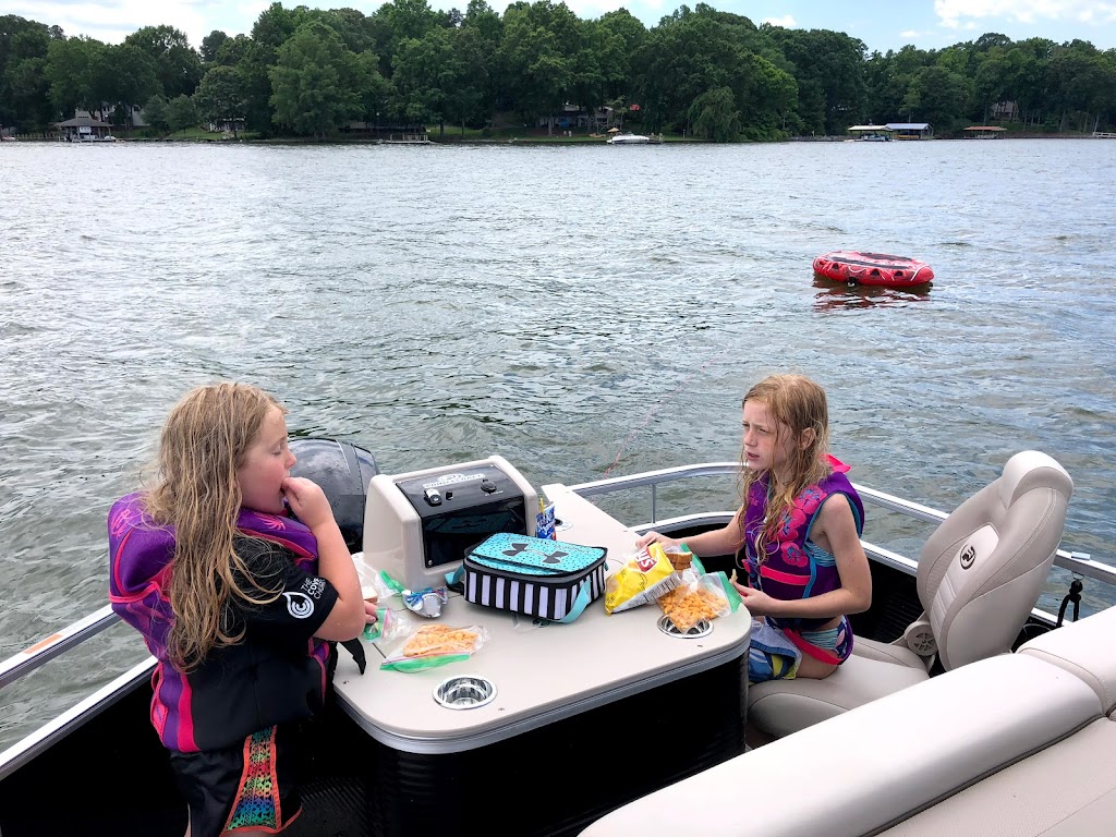 Lake Effects Boat Rentals | 8693 NC-150 E, Terrell, NC 28682 | Phone: (704) 360-5177