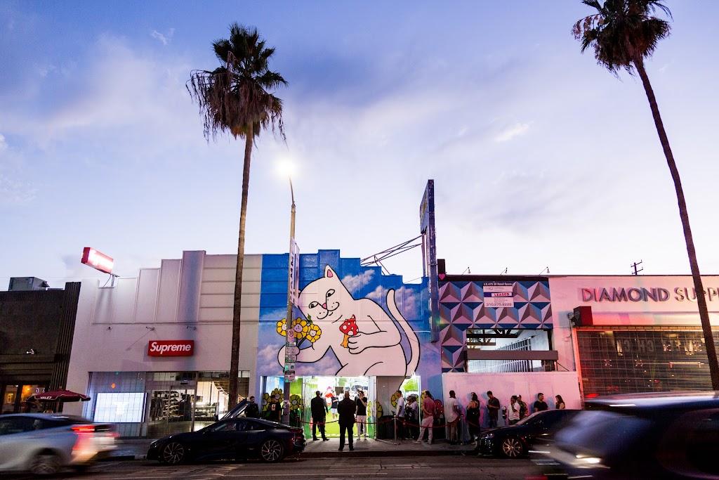 RIPNDIP | 441 N Fairfax Ave, Los Angeles, CA 90036, USA | Phone: (323) 424-4504