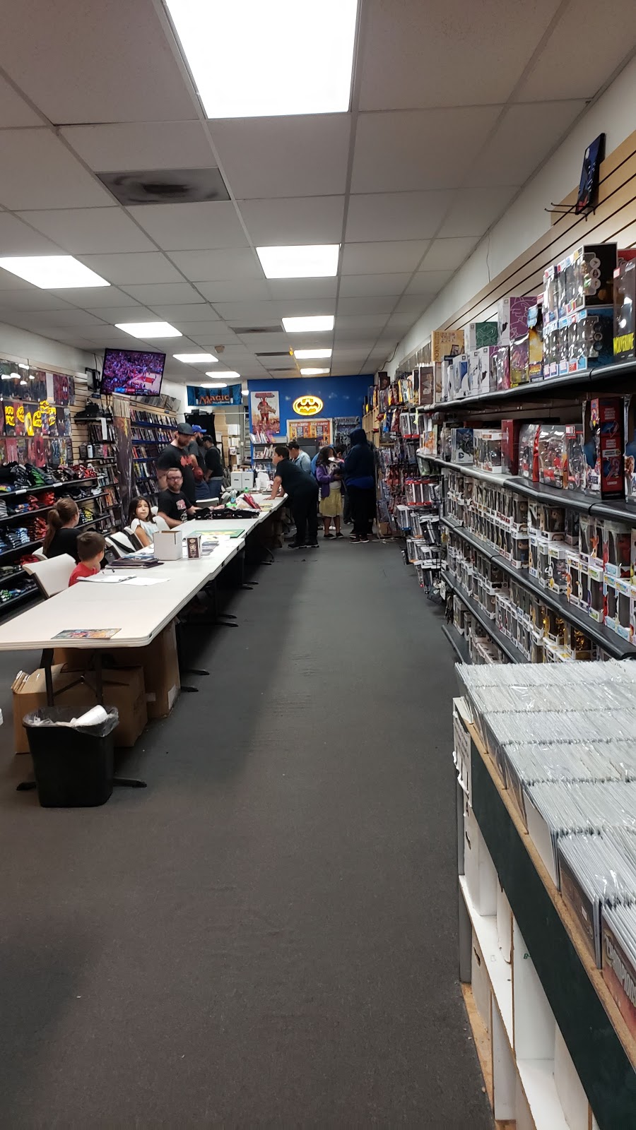 Metropolis Comics | 16509 Bellflower Blvd, Bellflower, CA 90706, USA | Phone: (562) 263-0277