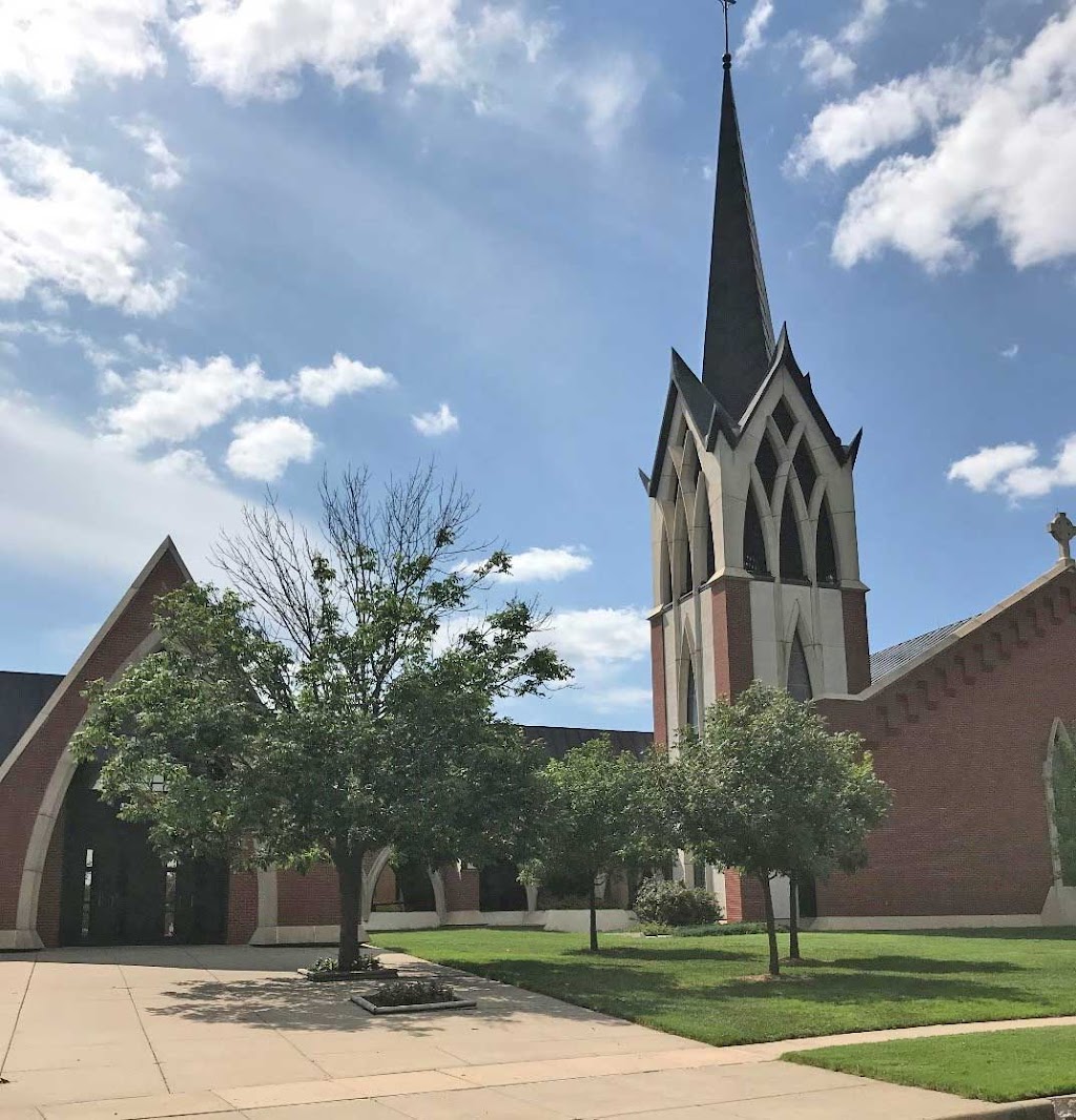 St. Thomas Aquinas Catholic Church | 1321 N Stratford Ln, Wichita, KS 67206, USA | Phone: (316) 683-6569