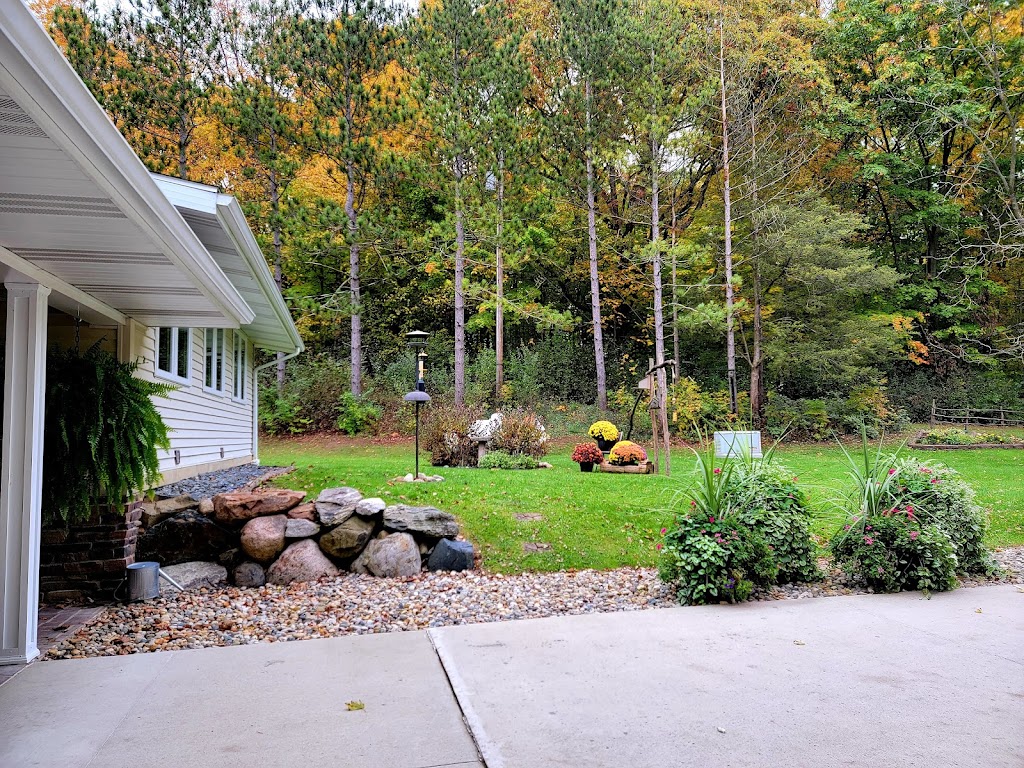 Ann Arbor Mennonite Guest Home | 2000 Dhu Varren Rd, Ann Arbor, MI 48105, USA | Phone: (734) 222-6233