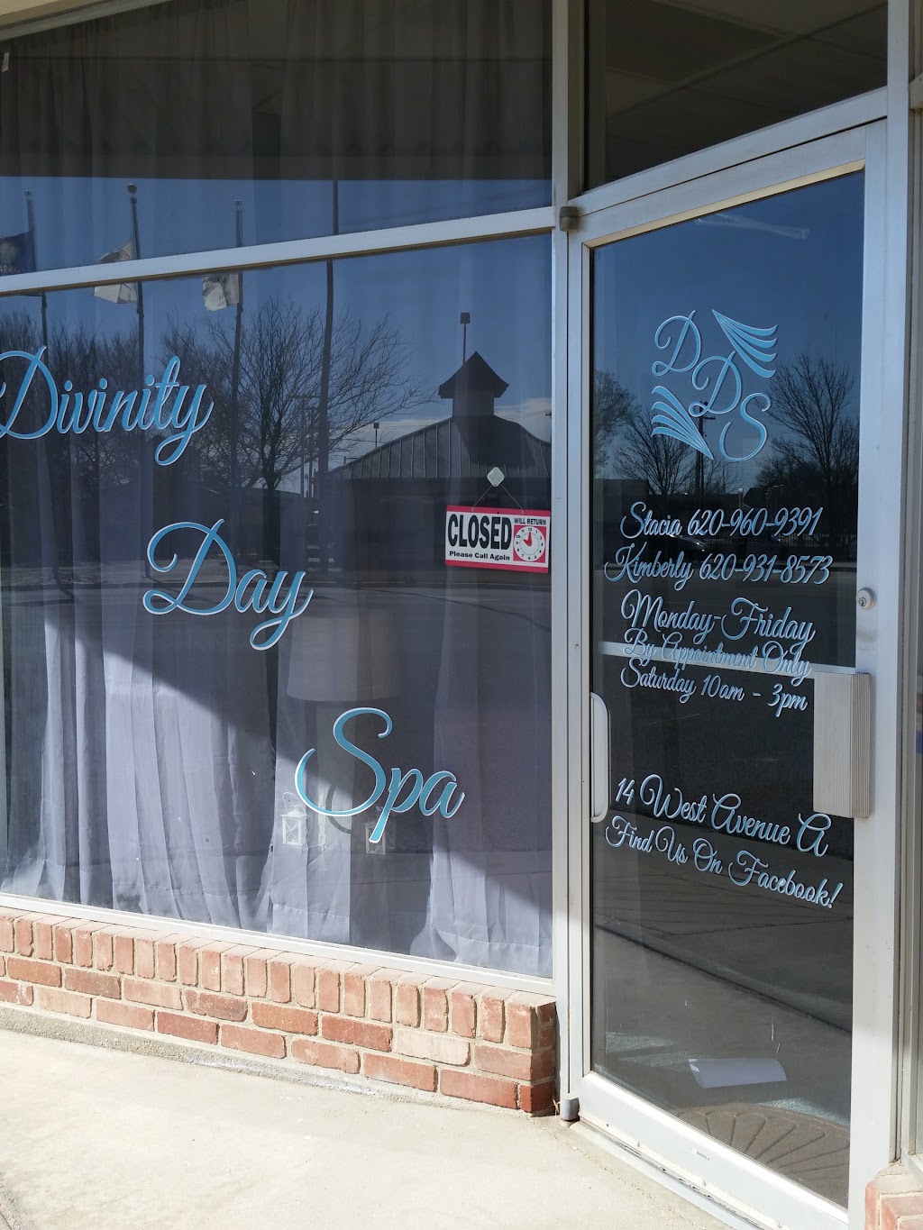 Divinity Day Spa | 14 W Ave A, Hutchinson, KS 67501, USA | Phone: (620) 960-9391