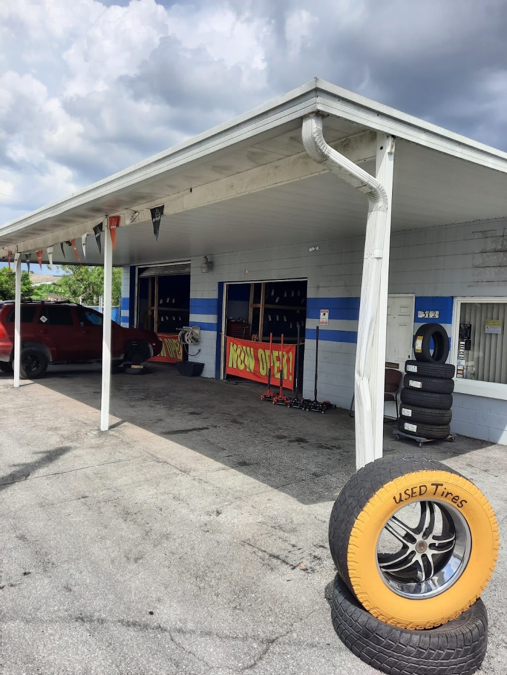 M&A Used Tires LLC | 312 Center St, Dundee, FL 33838, USA | Phone: (863) 852-4593