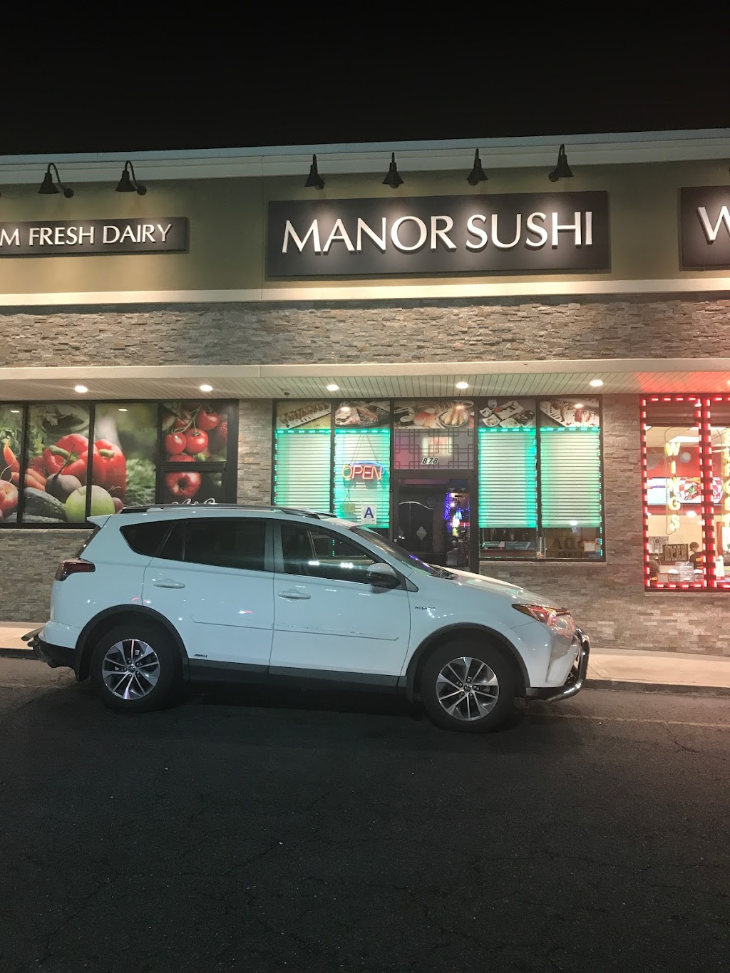 Manor Sushi | 878 Manor Rd, Staten Island, NY 10314, USA | Phone: (718) 370-2268