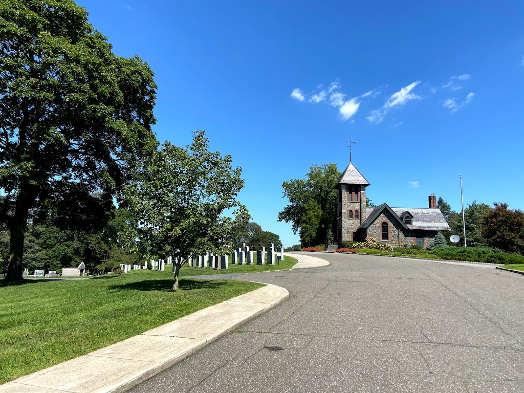 The Evergreens Cemetery | 1629 Bushwick Ave, Brooklyn, NY 11207, USA | Phone: (718) 455-5300