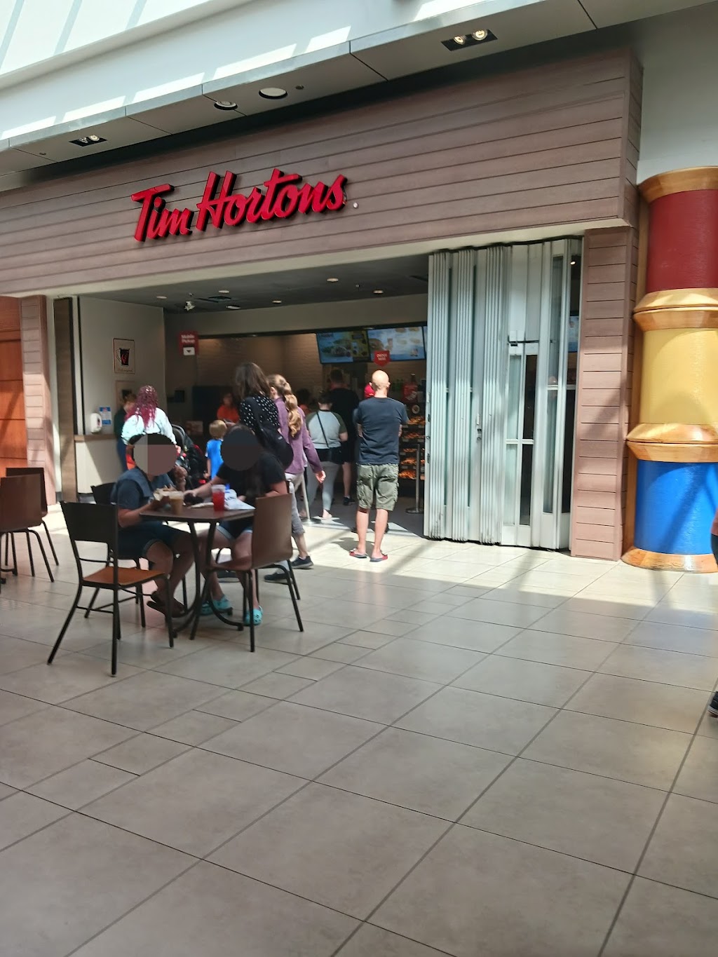 Tim Hortons | The Pen Centre, 221 Glendale Ave, St. Catharines, ON L2T 2K9, Canada | Phone: (905) 685-4532