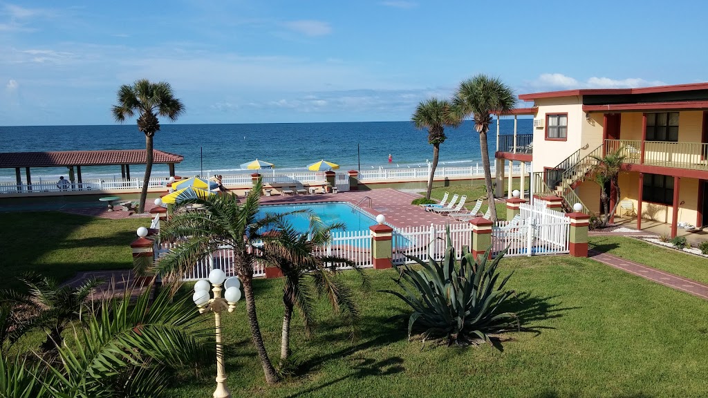 Sails Resort Apartment Motel | 17004 Gulf Blvd, North Redington Beach, FL 33708, USA | Phone: (727) 391-6000