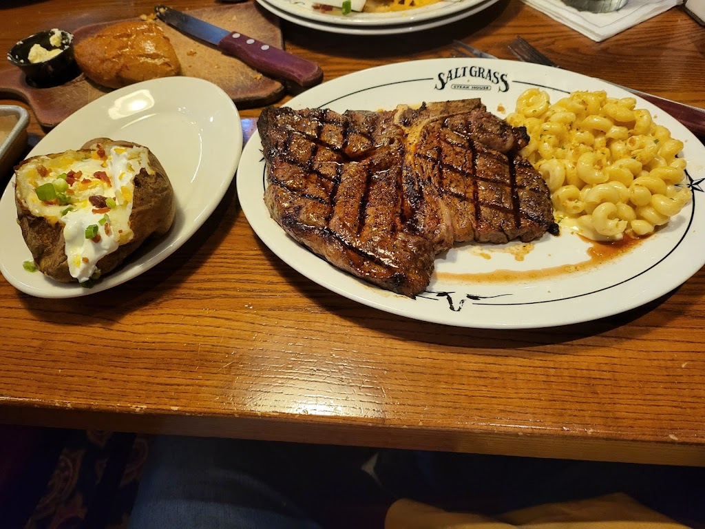 Saltgrass Steak House | 102 TX-114 E, Grapevine, TX 76051, USA | Phone: (817) 329-1900