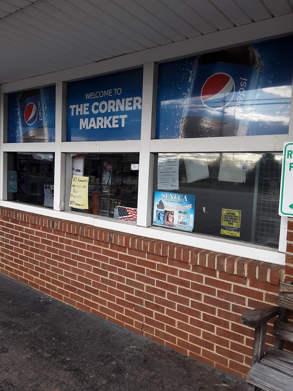 Corner Market & Restaurant | 12288 Martinsville Hwy, Danville, VA 24541, USA | Phone: (434) 685-7500