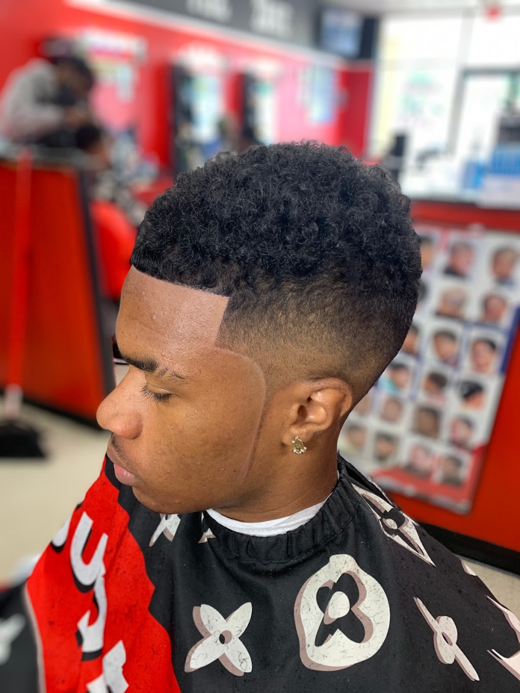 In The Zone Uptown Barbershop | 12917-I Jefferson Ave, Newport News, VA 23608, USA | Phone: (757) 872-2514