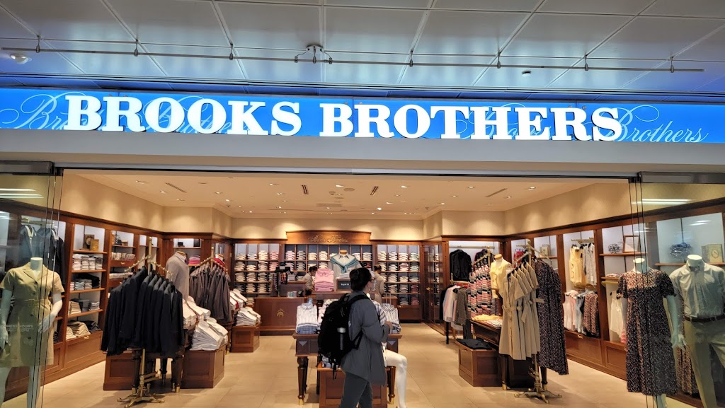 Brooks Brothers | 3400 E Sky Harbor Blvd, Phoenix, AZ 85034, USA | Phone: (480) 692-7384