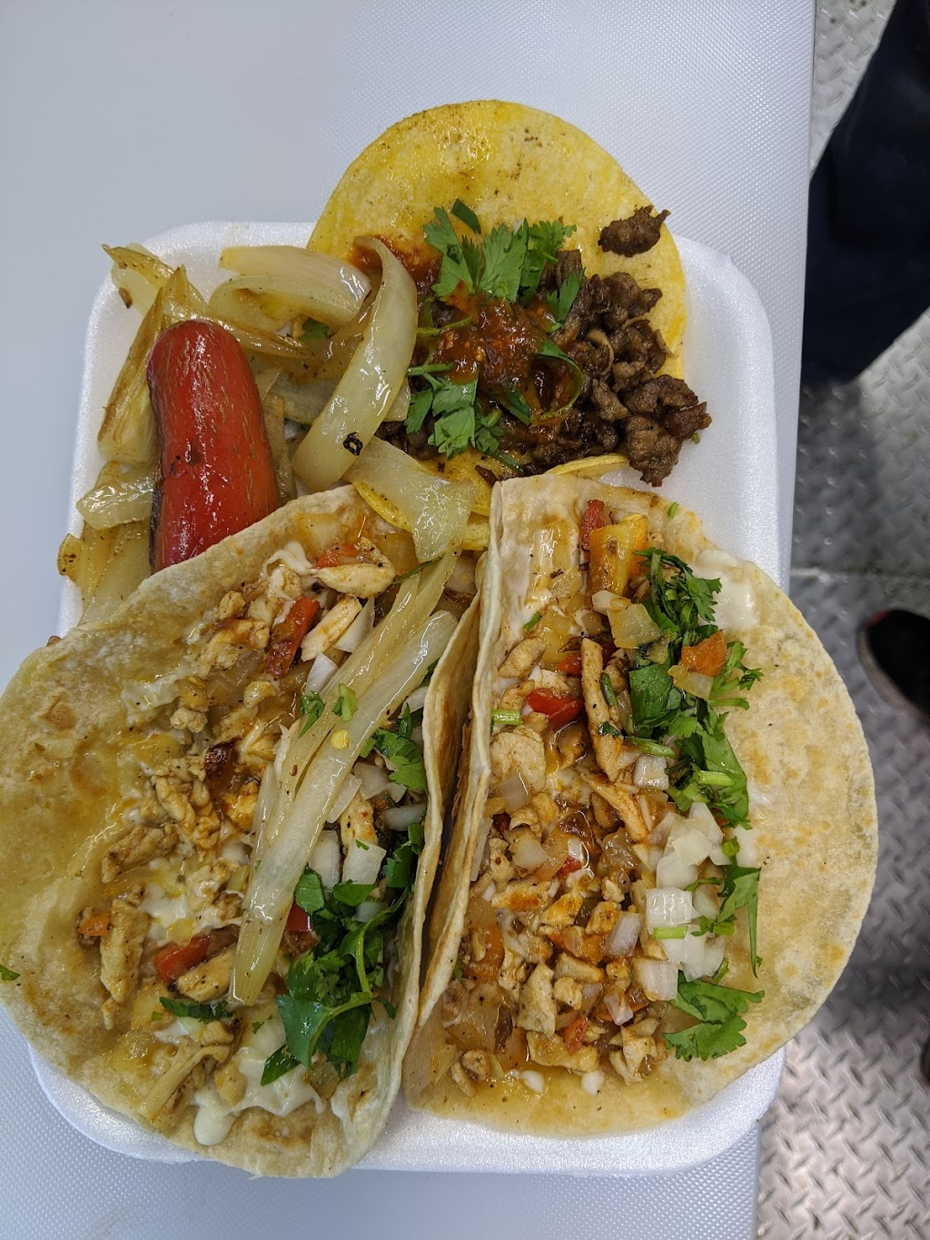 Tacos El Trivi | 718 6th St N Suite D, Texas City, TX 77590, USA | Phone: (409) 256-7380