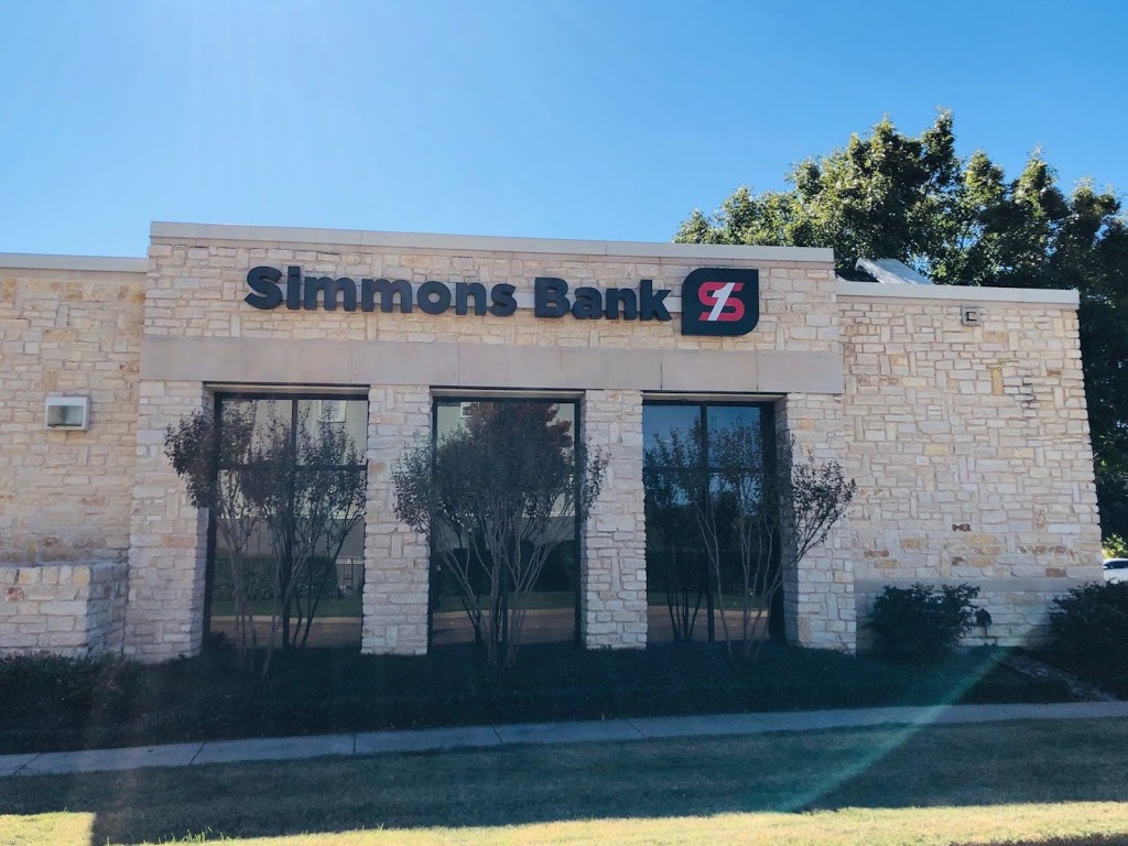 Simmons Bank | 2601 S Hulen St, Fort Worth, TX 76109, USA | Phone: (817) 916-6955