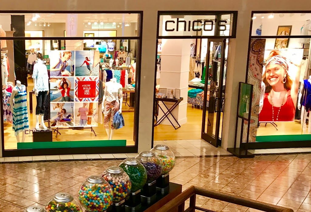 Chicos | 1132 St Louis Galleria St, St. Louis, MO 63117, USA | Phone: (314) 725-9099