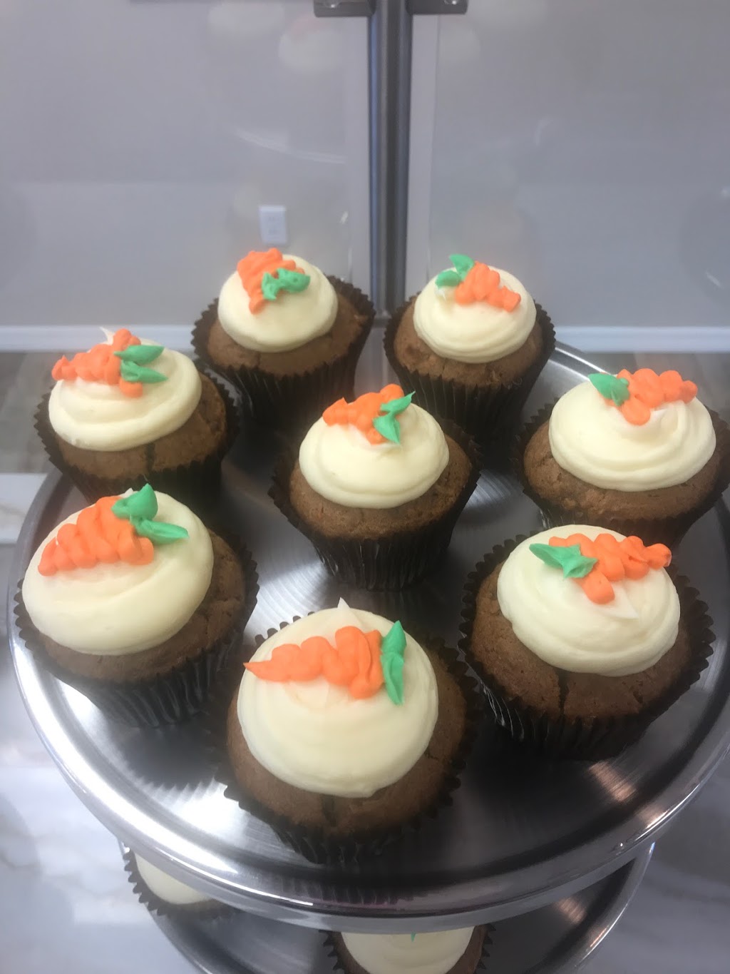 SmallCakes Cupcakery | 3251 Rolling Oaks Blvd, Kissimmee, FL 34747, USA | Phone: (407) 507-6619