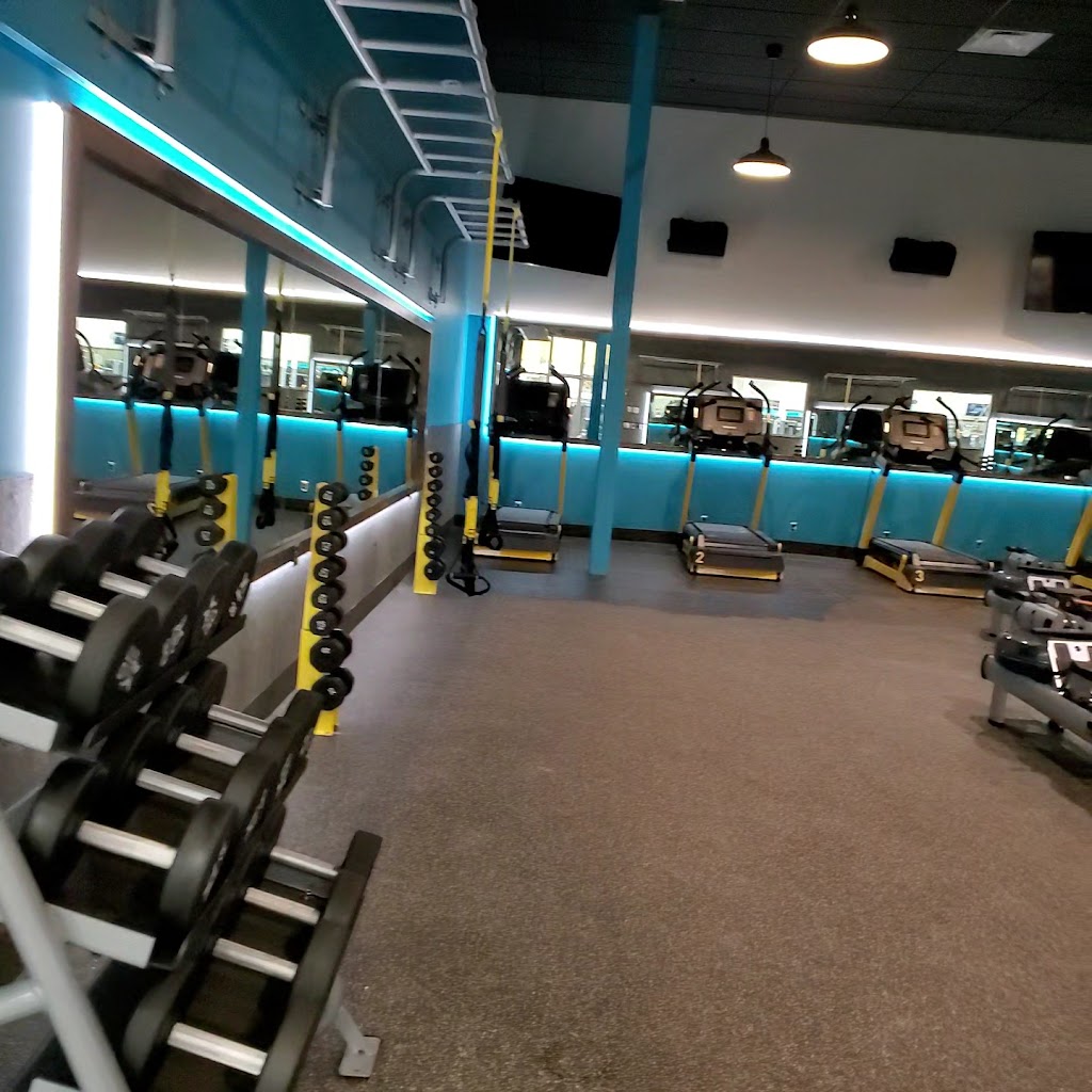 Chuze Fitness | 14574 Baseline Ave, Fontana, CA 92336, USA | Phone: (909) 315-5119