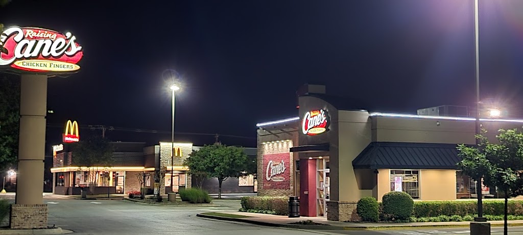 Raising Canes Chicken Fingers | 1130 Alameda St, Norman, OK 73071, USA | Phone: (405) 307-9618