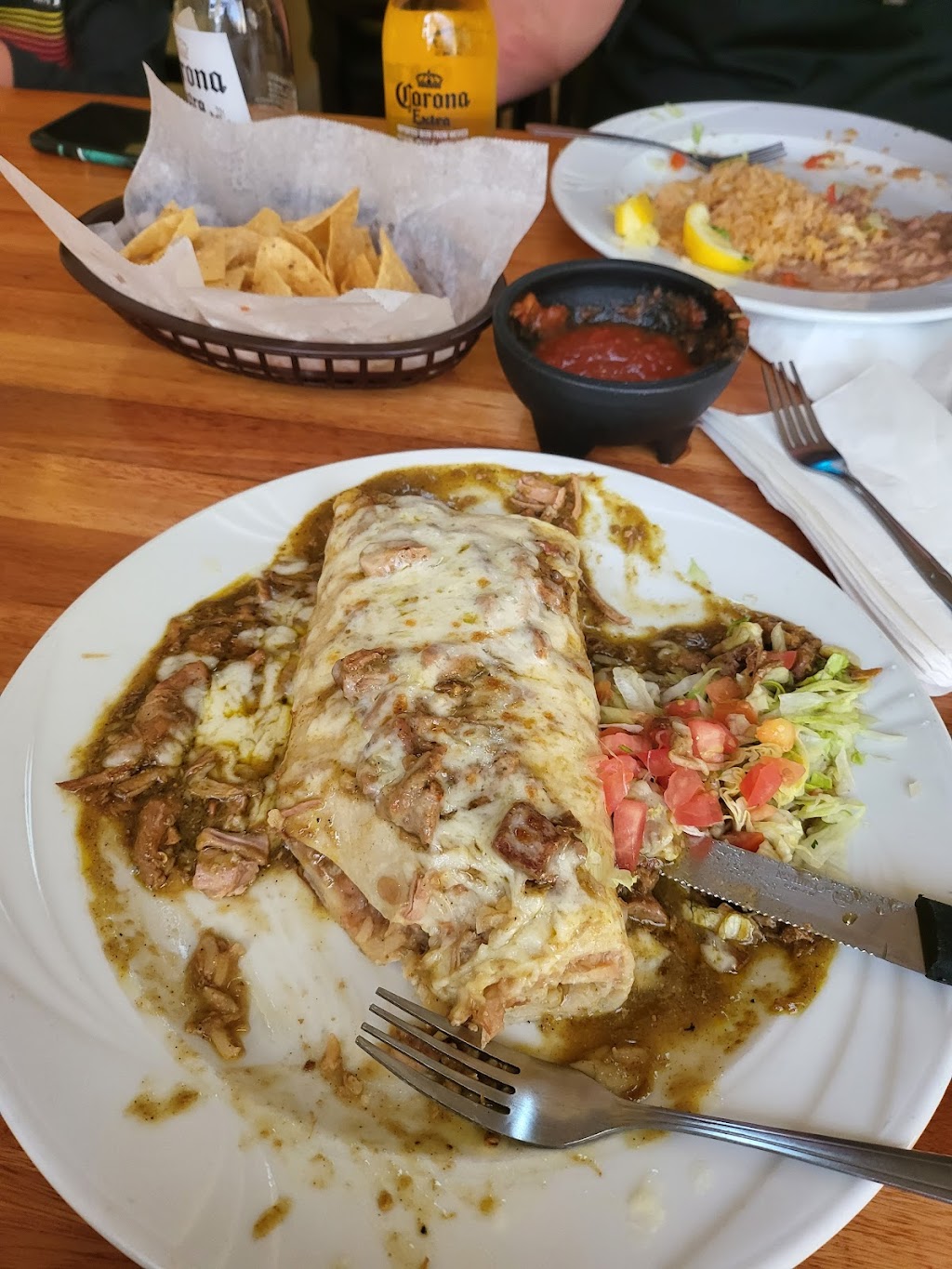 Mi Favorito Place Mexican Restaurant | 115 N 6th St, Fowler, CA 93625, USA | Phone: (559) 316-7535