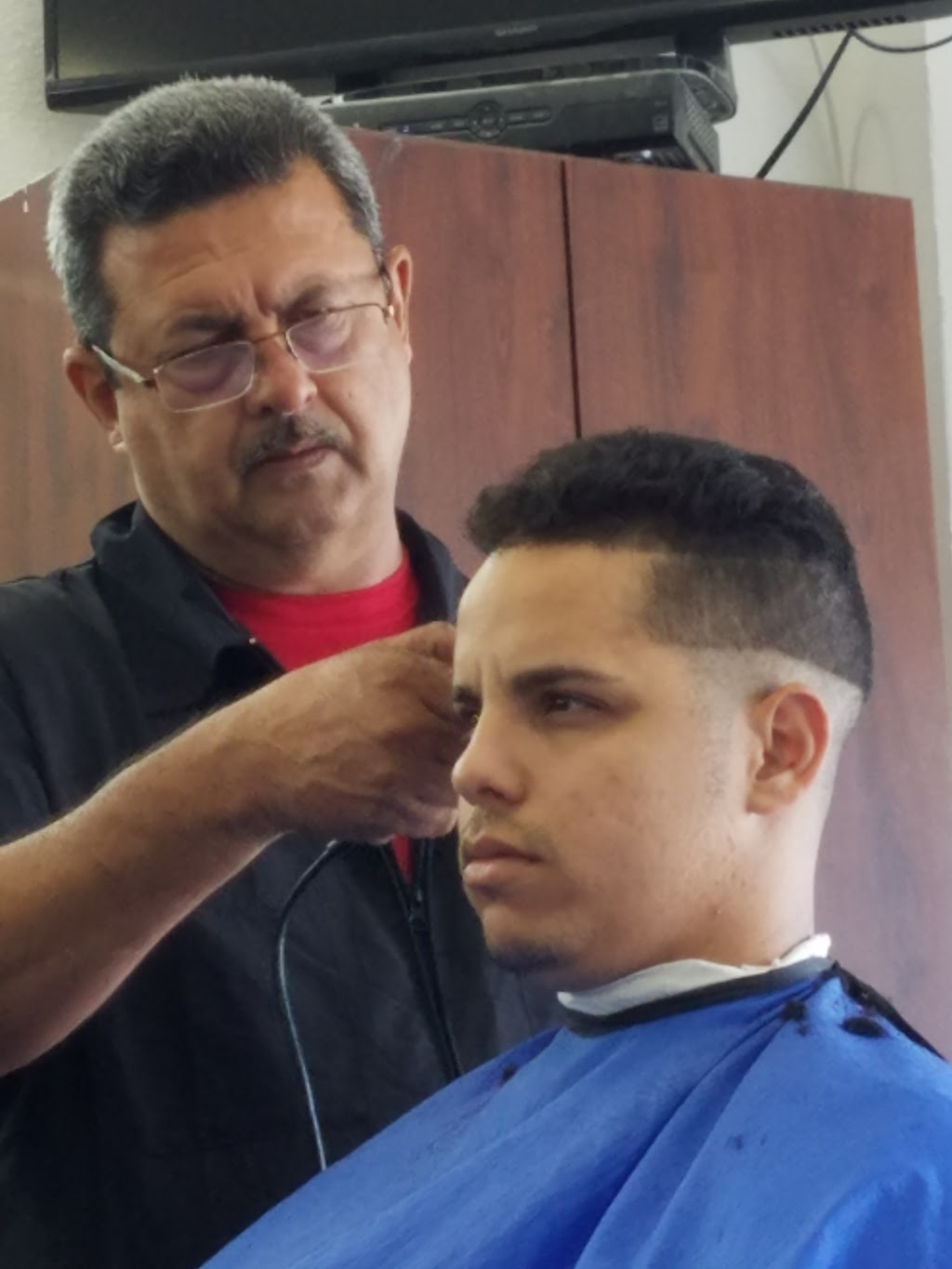 Cut Millennium Barber Shop | 528 Hialeah Dr, Hialeah, FL 33010, USA | Phone: (305) 884-8445