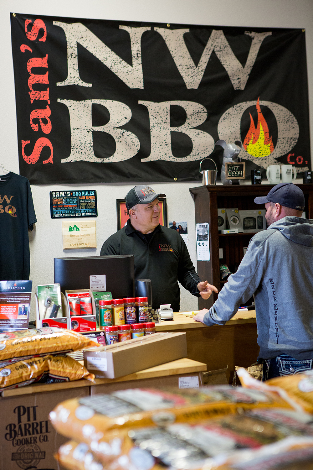 Sams NW BBQ Co. | 21655 SW Pacific Hwy #120, Sherwood, OR 97140, USA | Phone: (503) 822-5631