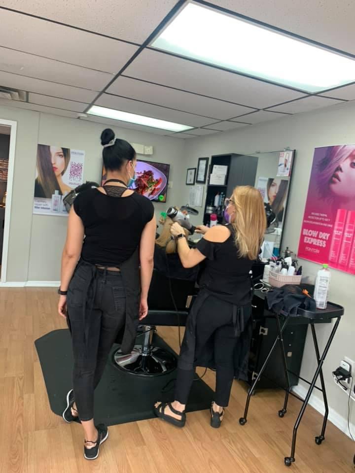 Glamour hair salon | 200 S Hwy 27, Minneola, FL 34715, USA | Phone: (352) 988-5956