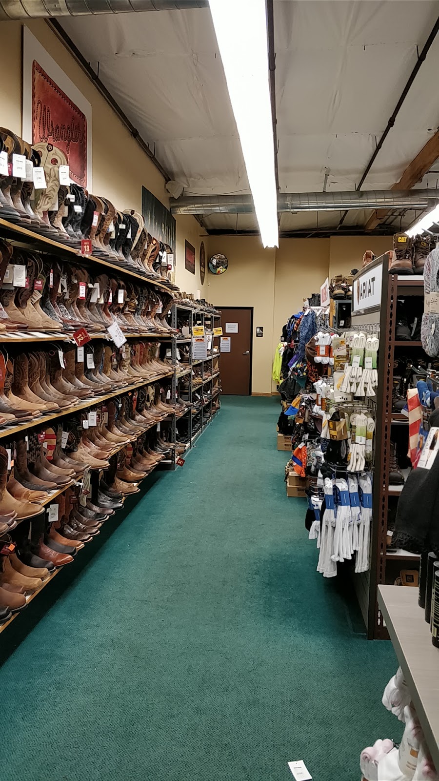 Boot Barn | 1710 S Alma School Rd, Mesa, AZ 85210, USA | Phone: (480) 345-6791