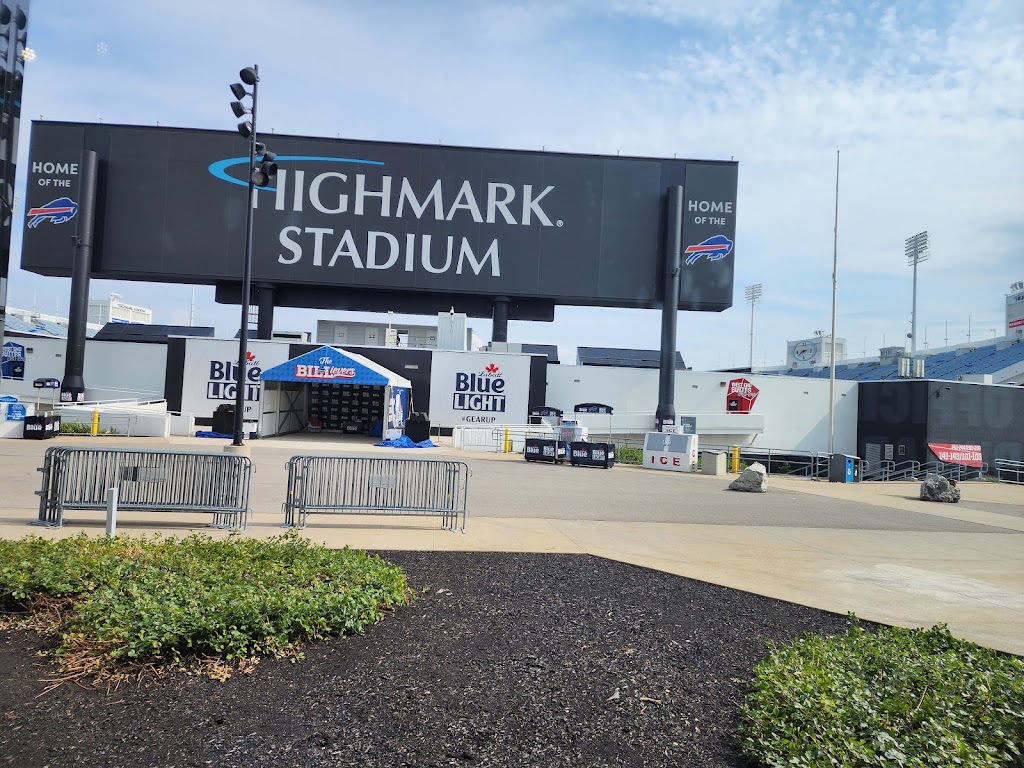 Highmark Stadium | 1 Bills Dr, Orchard Park, NY 14127, USA | Phone: (716) 649-7261