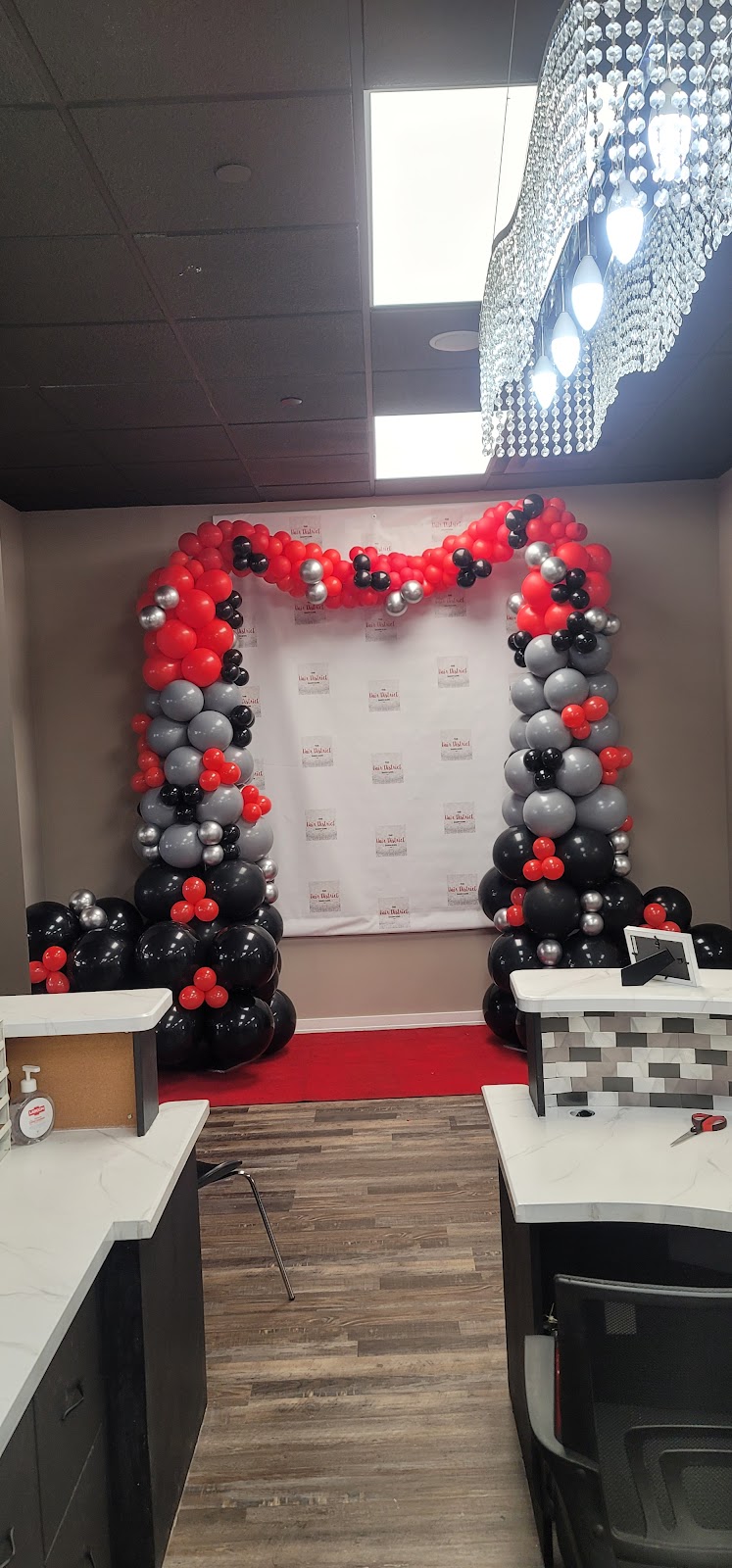 GBF Bespoke Balloons and Event Services, LLC. | 805 Clinton St, Waukesha, WI 53186, USA | Phone: (262) 349-9067