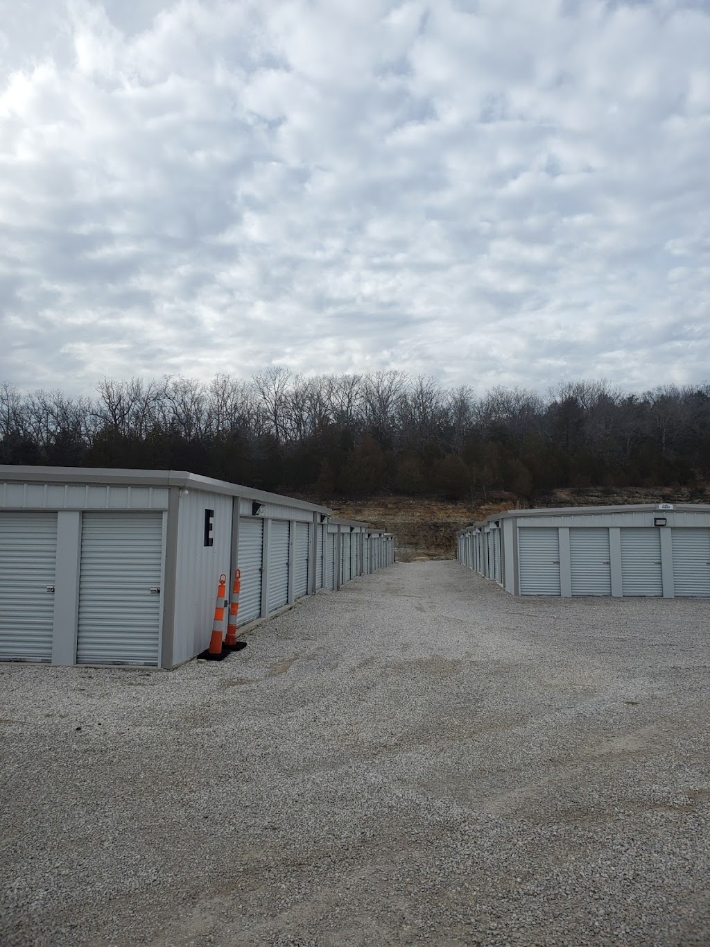 Quarry Storage | 8876 Missouri NN, Cedar Hill, MO 63016, USA | Phone: (314) 640-7400