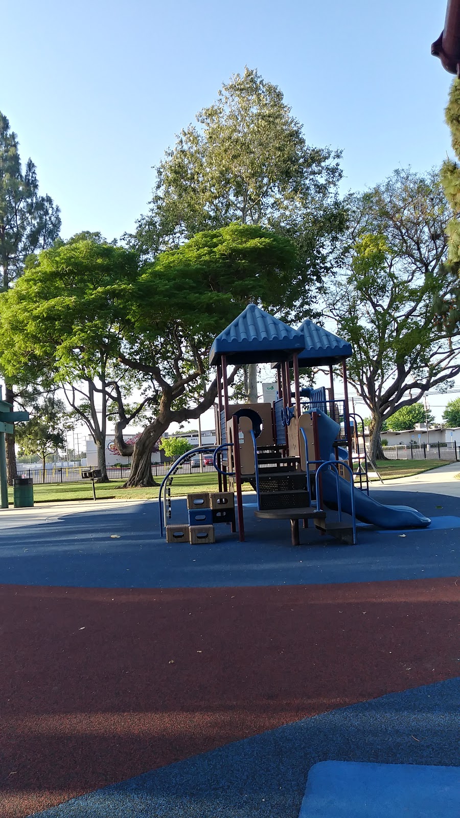 Baroldi Sycamore Park | 6616 W Cerritos Ave, Cypress, CA 90630, USA | Phone: (714) 229-6780