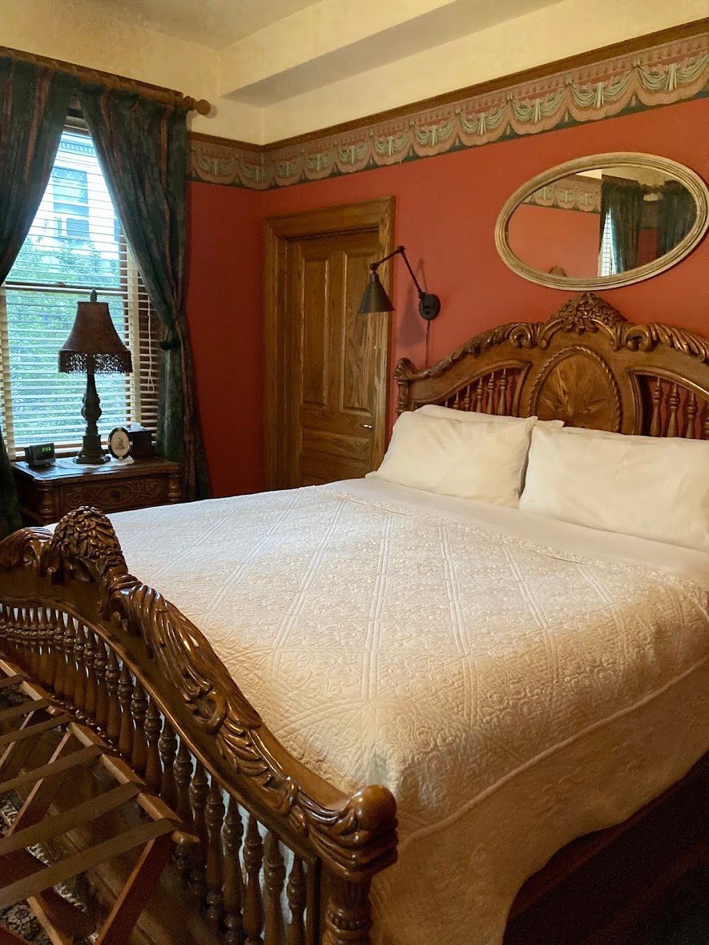 Page House Inn | 323 Fairfax Ave, Norfolk, VA 23507, USA | Phone: (757) 625-5033