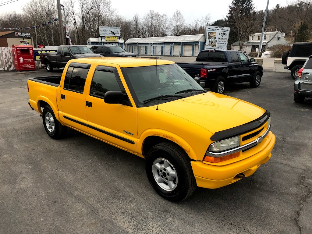 International Auto Sales LLC - Used Truck Dealer | 3528 US-30, Latrobe, PA 15650, USA | Phone: (724) 686-3899