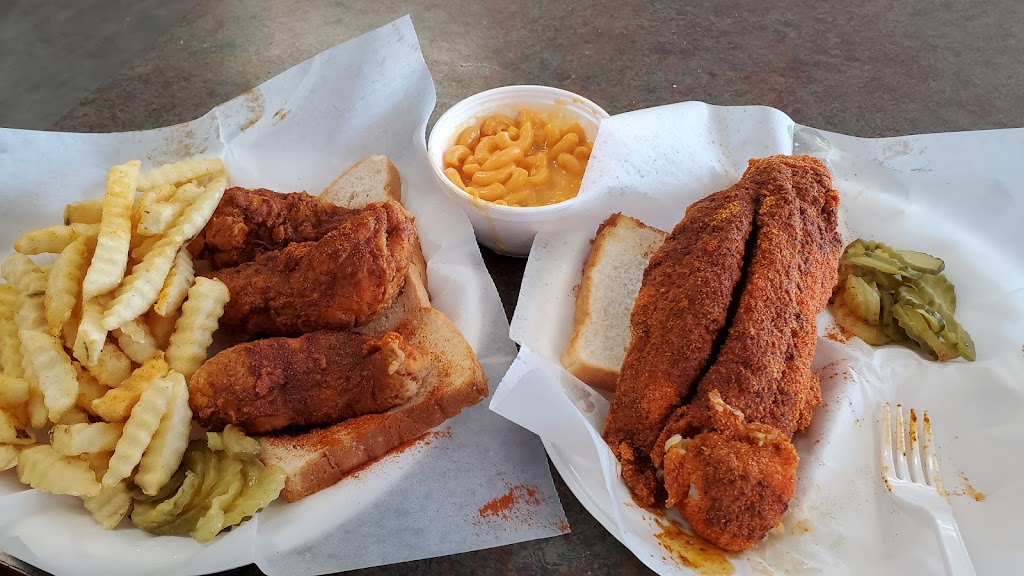 Granddaddys famous hot chicken | 5546 Clarksville Pike, Joelton, TN 37080, USA | Phone: (615) 915-2091