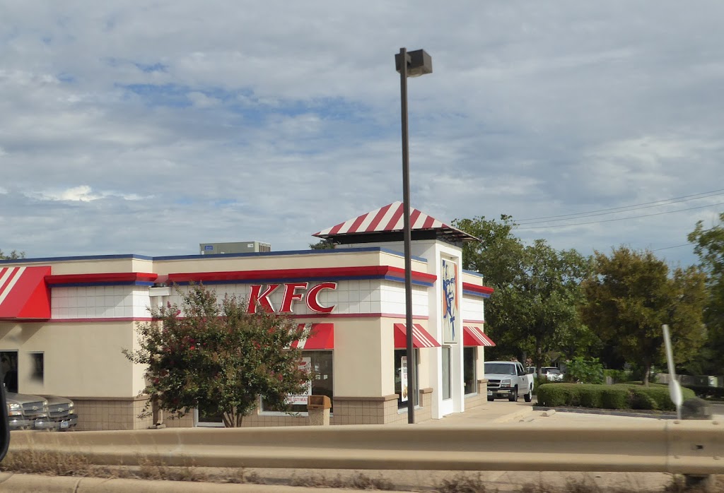 KFC | 500 W Morrow St, Georgetown, TX 78626, USA | Phone: (512) 868-9333