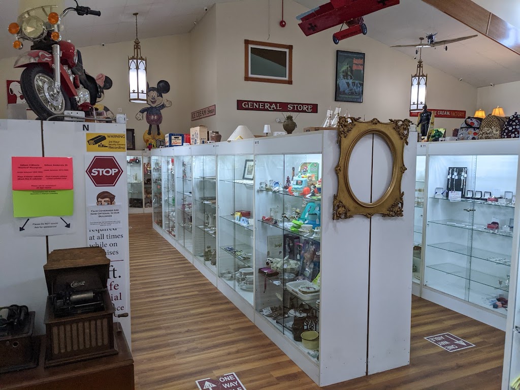 East Aurora Antique Mall | 11167 Big Tree Rd Suite M, East Aurora, NY 14052, USA | Phone: (716) 677-9566